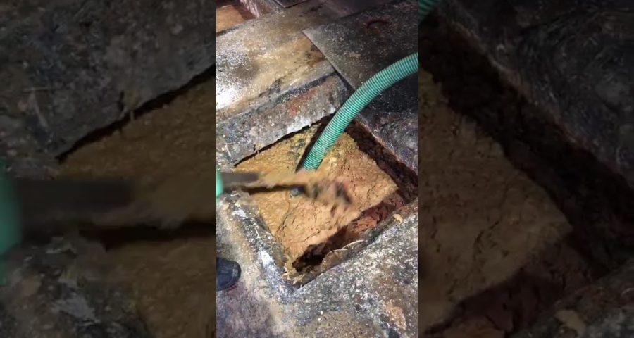 retirada de lodos en arqueta colapsada